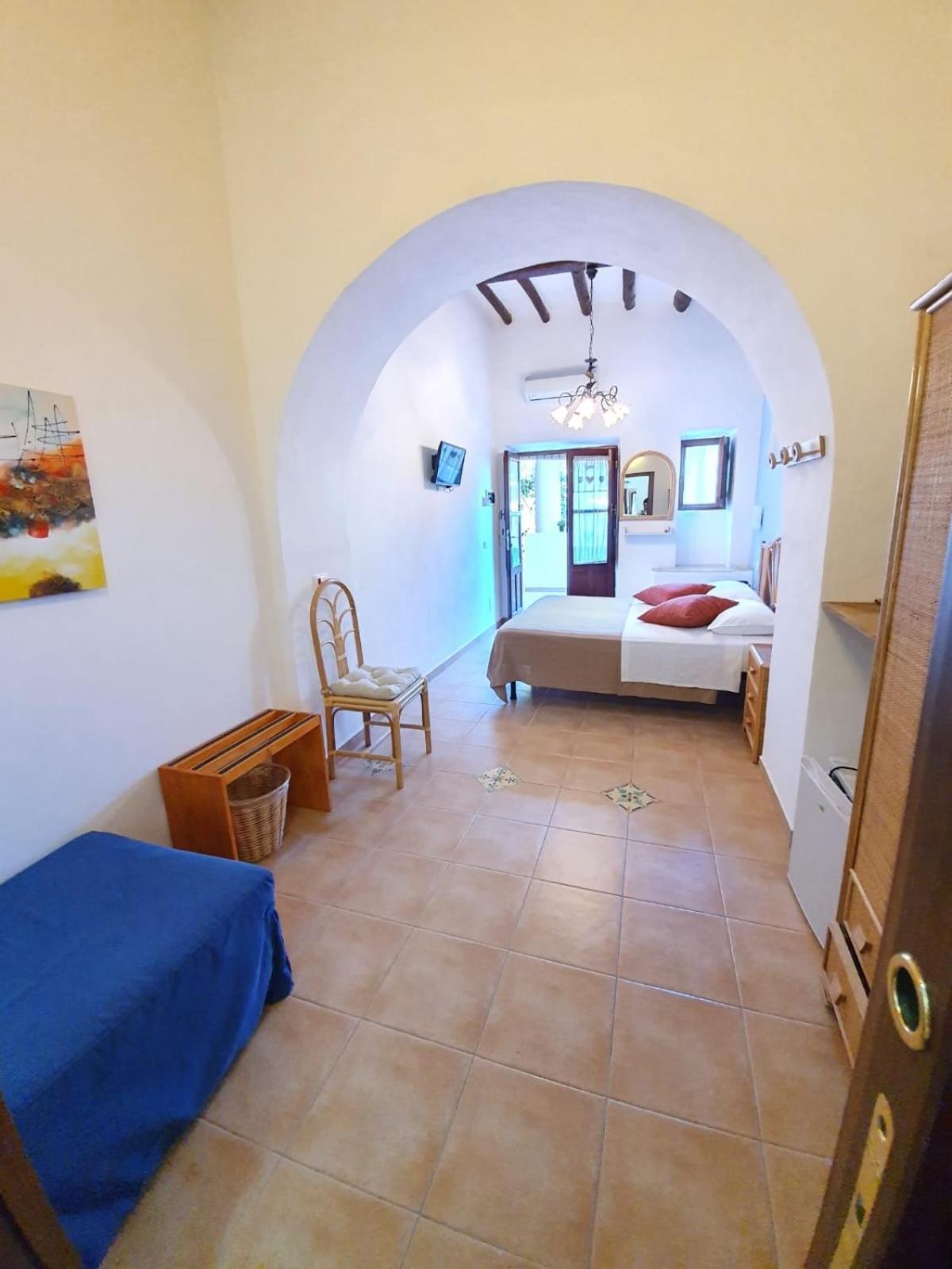 B&B La Goletta Di Salina Santa Marina Salina Kamer foto