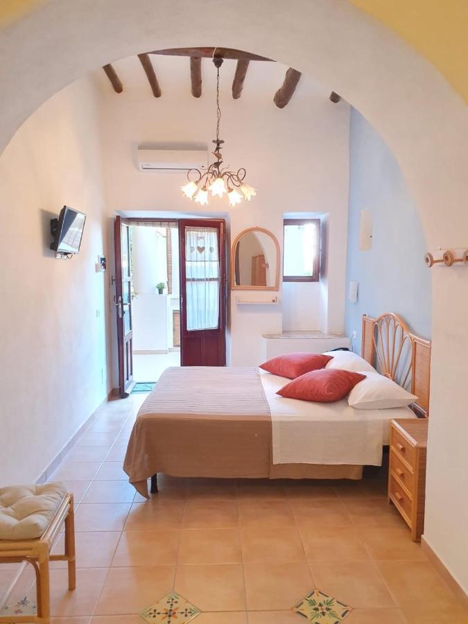 B&B La Goletta Di Salina Santa Marina Salina Buitenkant foto